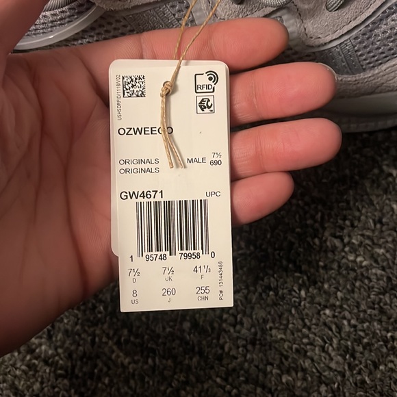 Adidas Ozweego - Picture 6 of 7